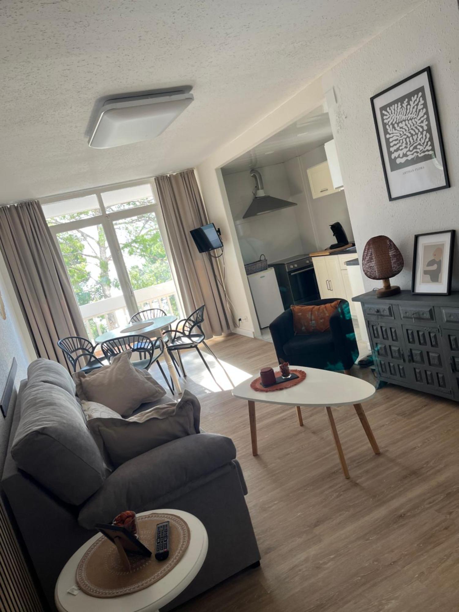 Appartement Vue Mer Avec Piscine Et Wifi Salou Dış mekan fotoğraf
