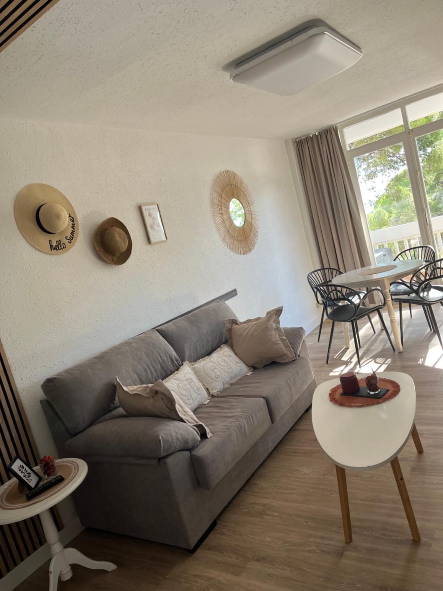 Appartement Vue Mer Avec Piscine Et Wifi Salou Dış mekan fotoğraf